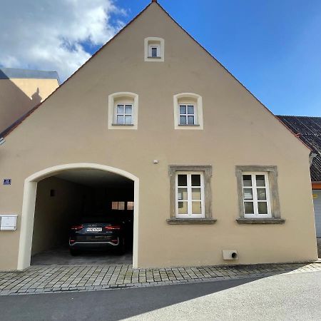 Apartment In Zentraler Lage Mit Privatparkplatz Grafenwohr Exteriör bild