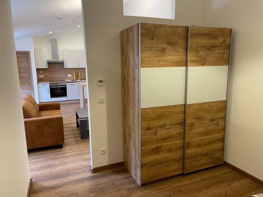 Apartment In Zentraler Lage Mit Privatparkplatz Grafenwohr Exteriör bild
